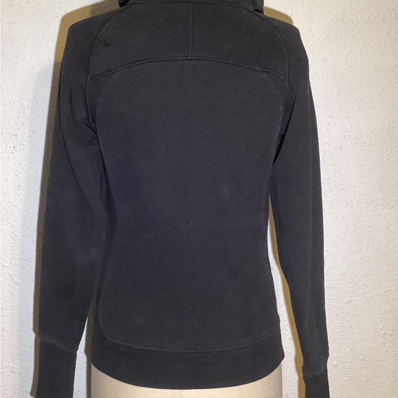 Lululemon black scuba jacket size 6 - Picture 3 of 6